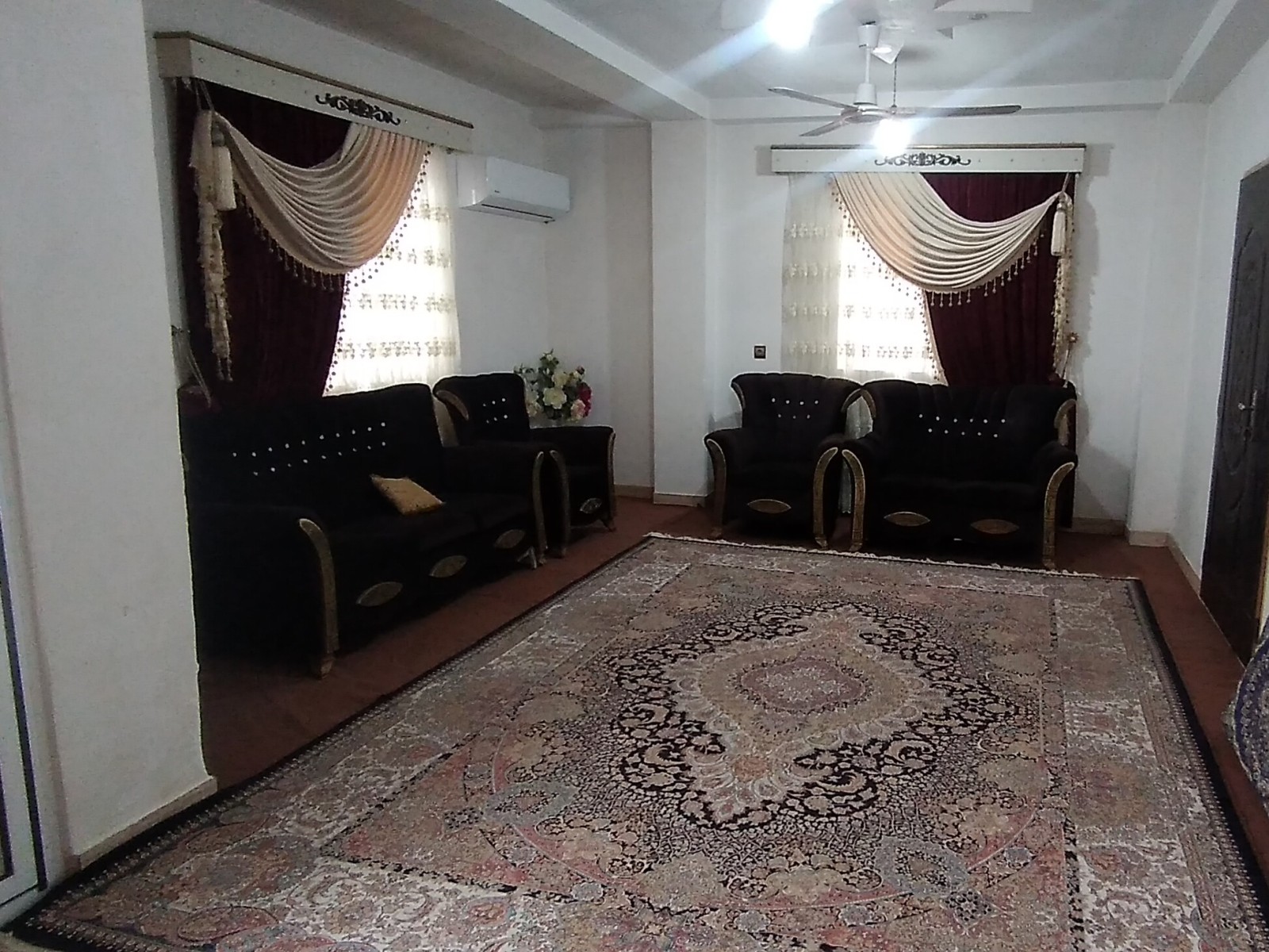 اتاق پذیرایی