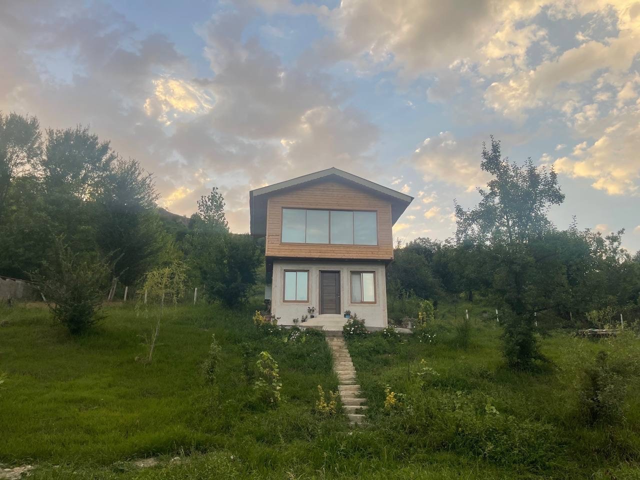 نمای بیرونی ساختمان