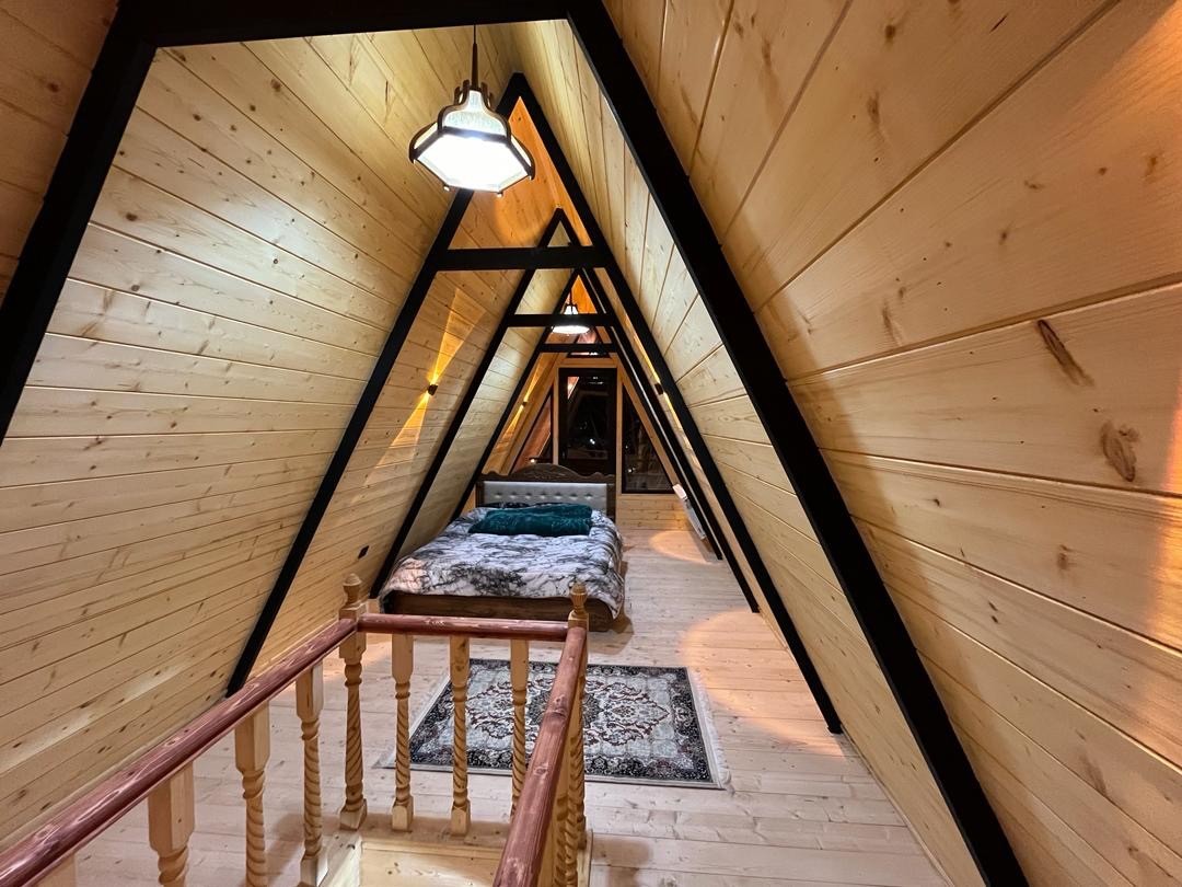 اتاق خواب طبقه اول اتاق خواب طبقه اول