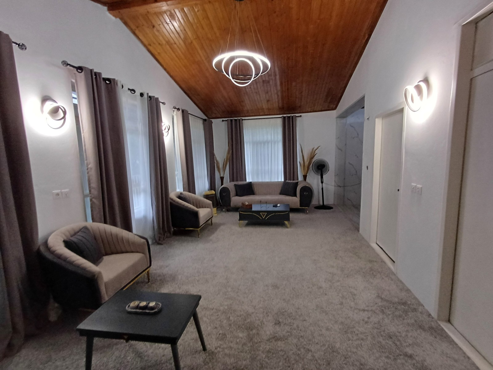 اتاق پذیرایی
