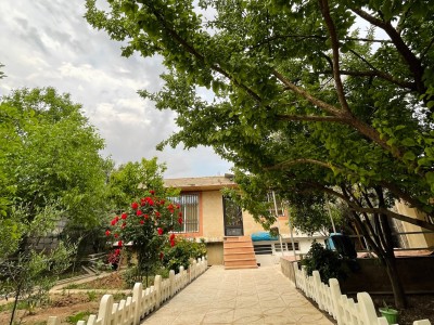 ویلا صبا باحیاط بزرگ و سرسبز
