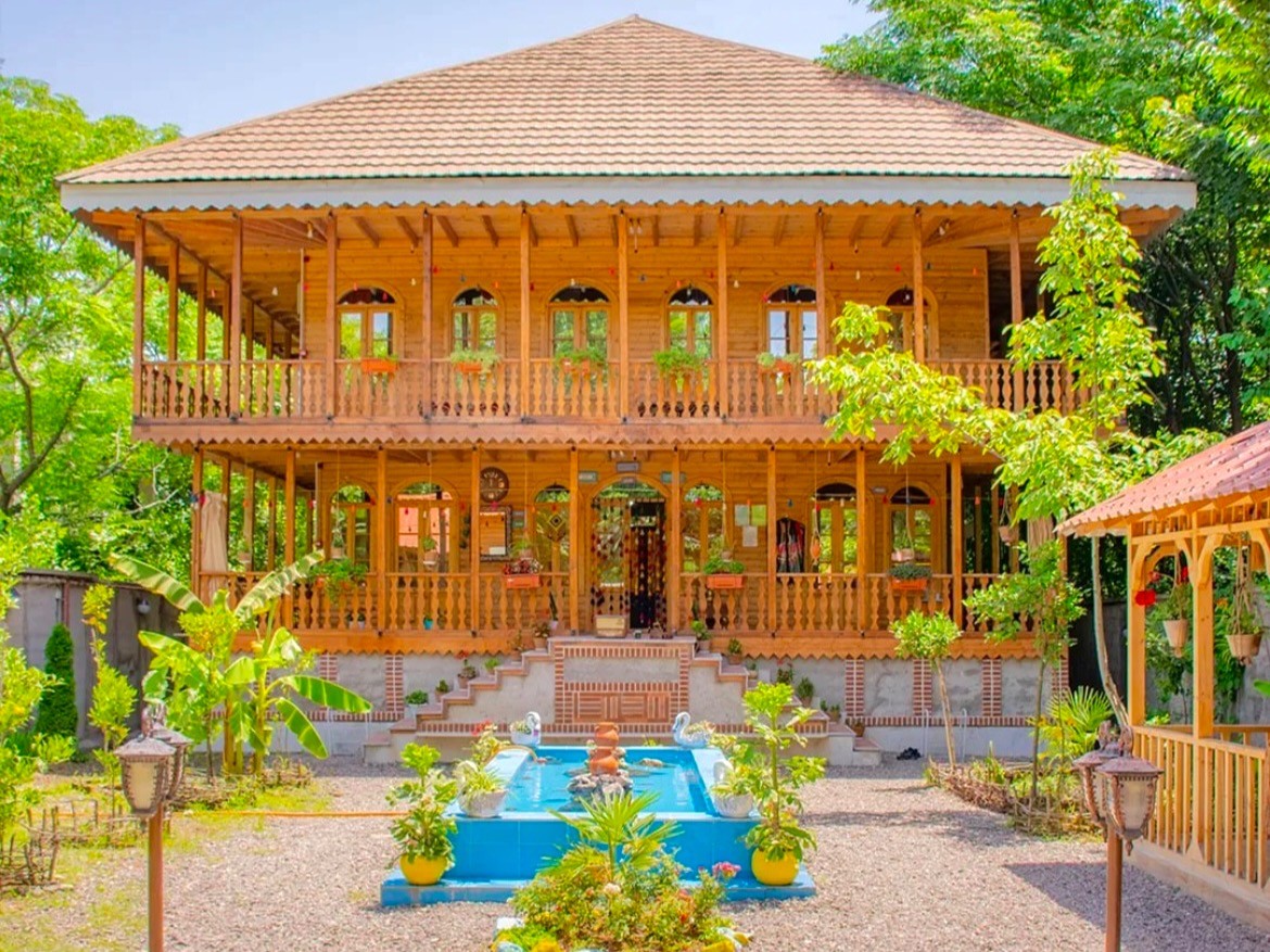 نمای بیرونی ساختمان