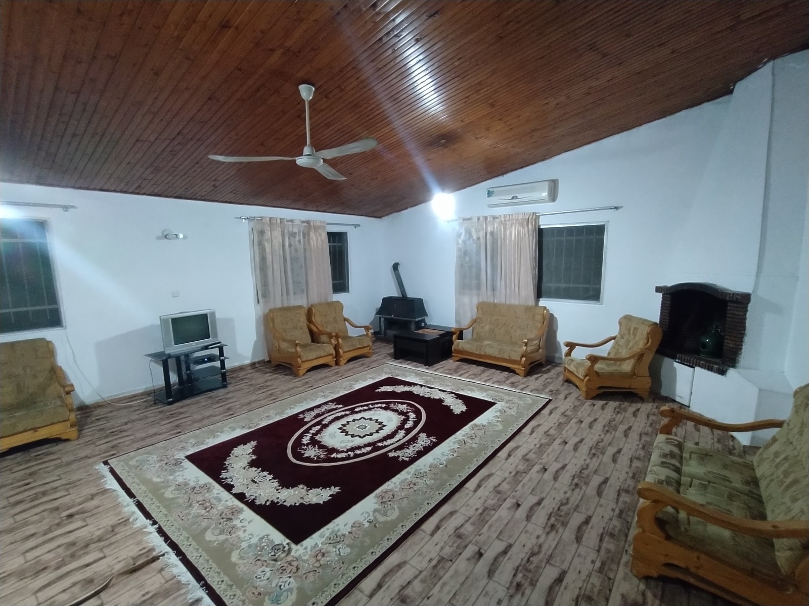 اتاق پذیرایی
