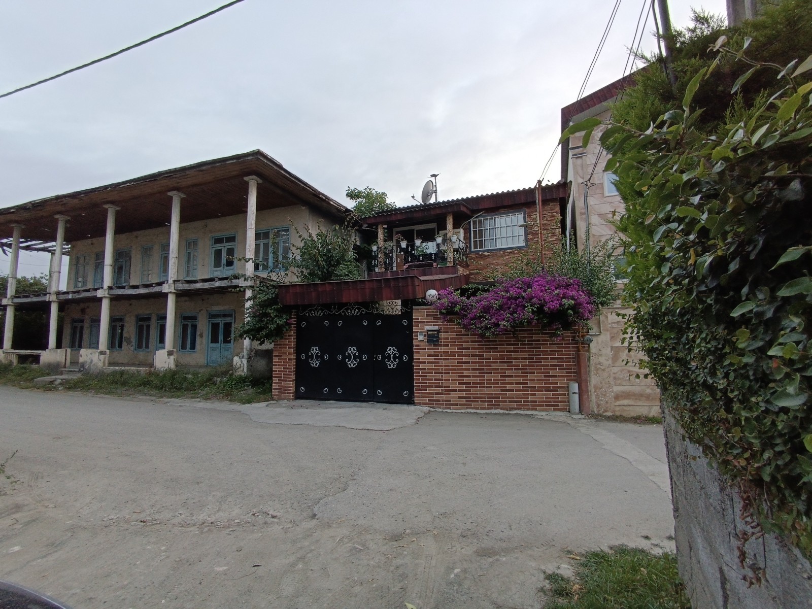 نمای بیرونی ساختمان نمای بیرونی ساختمان