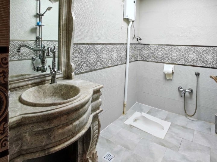 سرویس بهداشتی و حمام