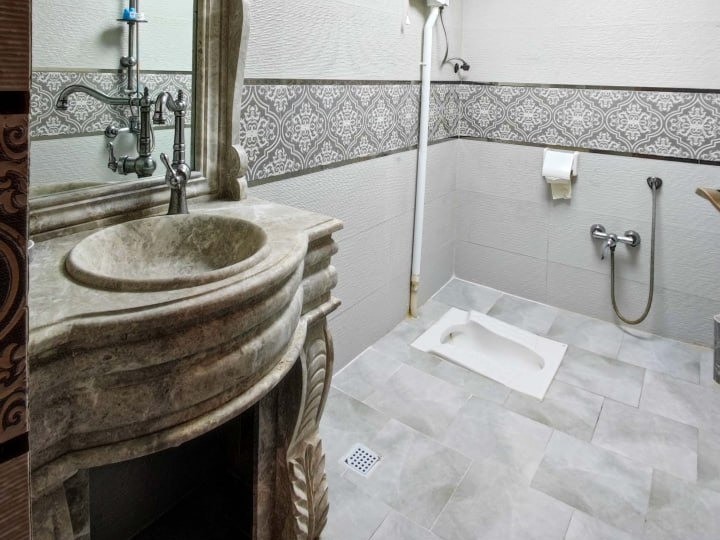 سرویس بهداشتی و حمام