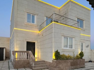 ویلا دوبلکس دارای استخر سرپوشیده آبگرم
