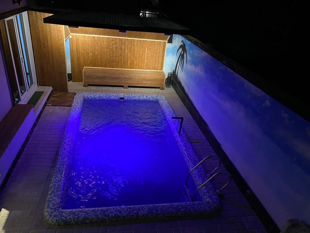 استخر استخر