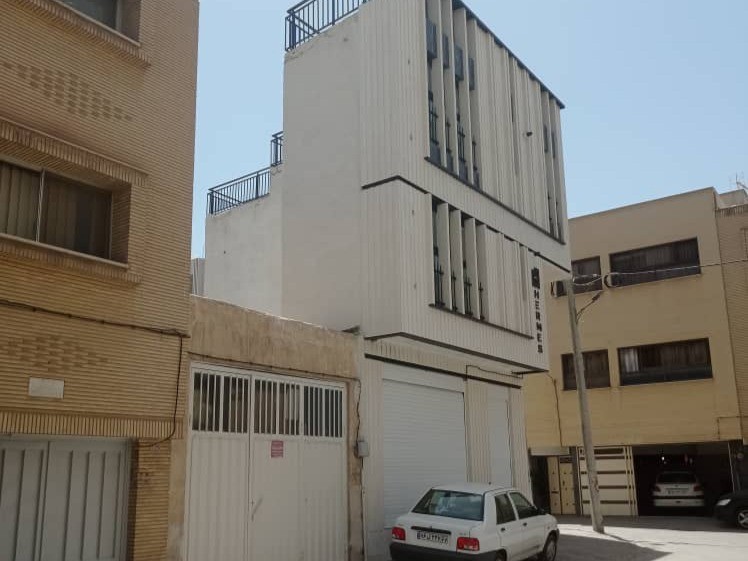 نمای بیرونی ساختمان