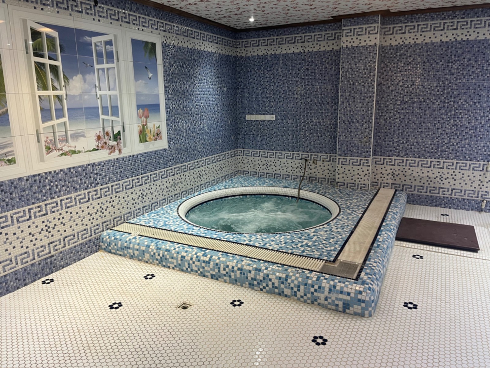 حال پذیرایی خواب تراس حمام دستشویی بیرون استخر جکوزی