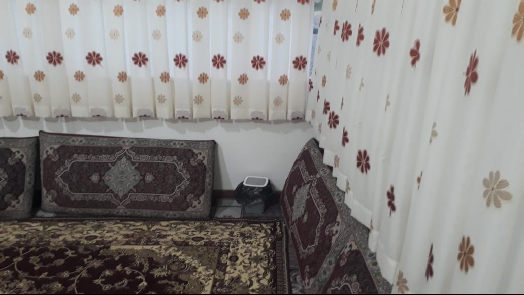 داخل واحد داخل واحد