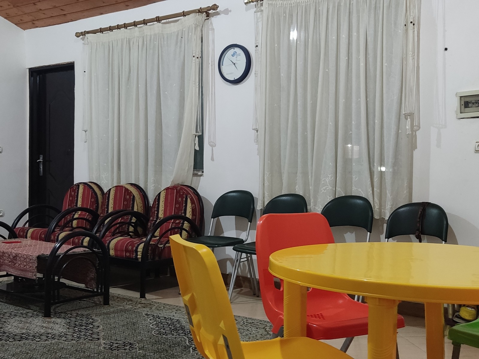 اتاق پذیرایی
