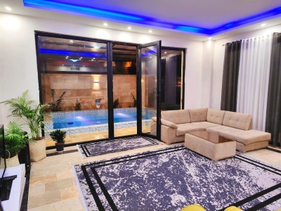 سه خوابه استخر سرپوشیده آبگرم گلشن ۷