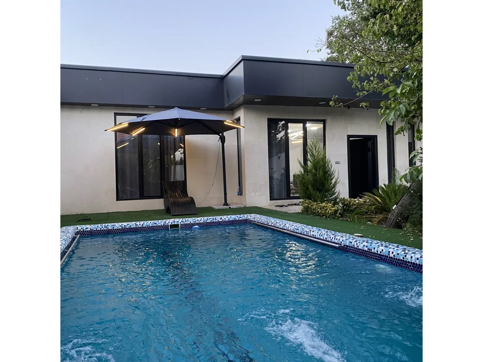 استخر استخر