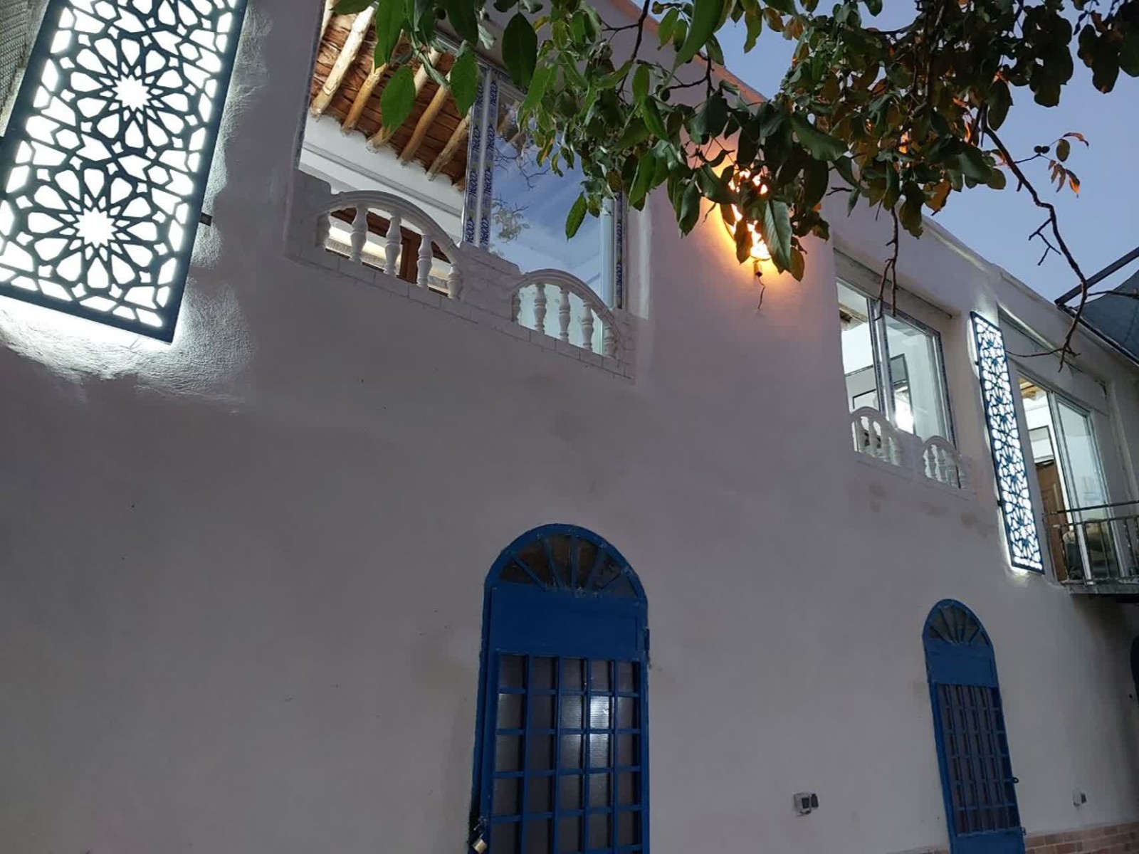 نمای ساختمان