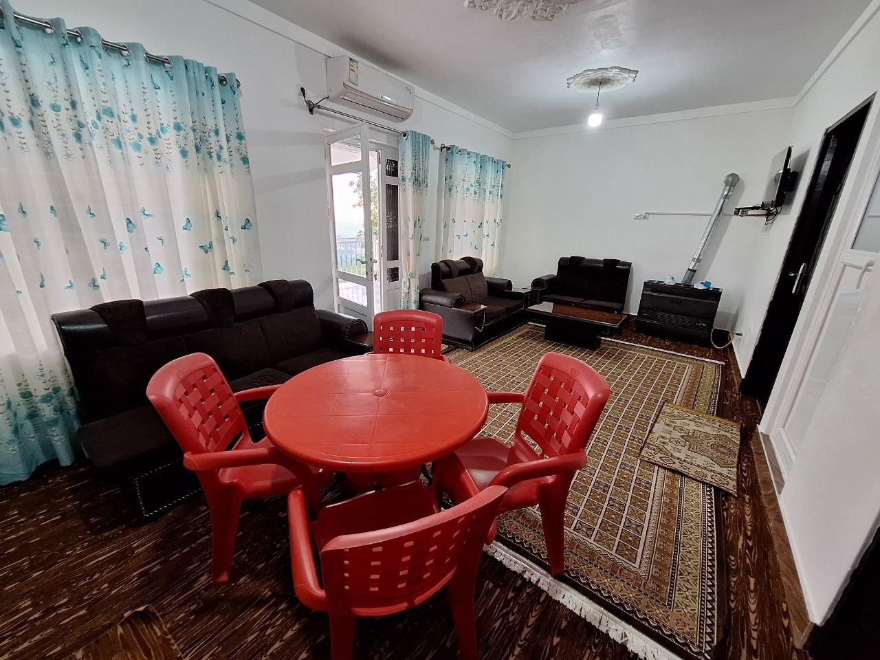 اتاق پذیرایی