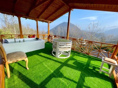 کلبه جنگلی همایون
