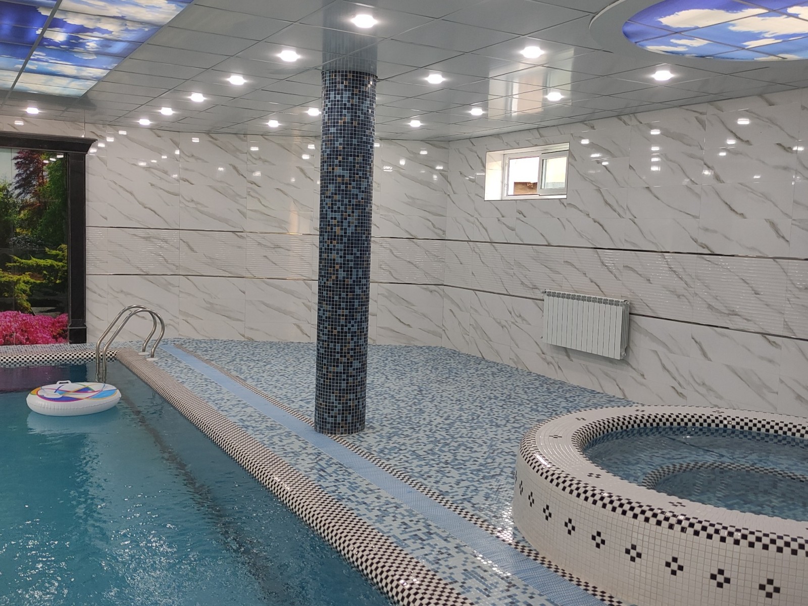 جکوزی و استخر جکوزی و استخر