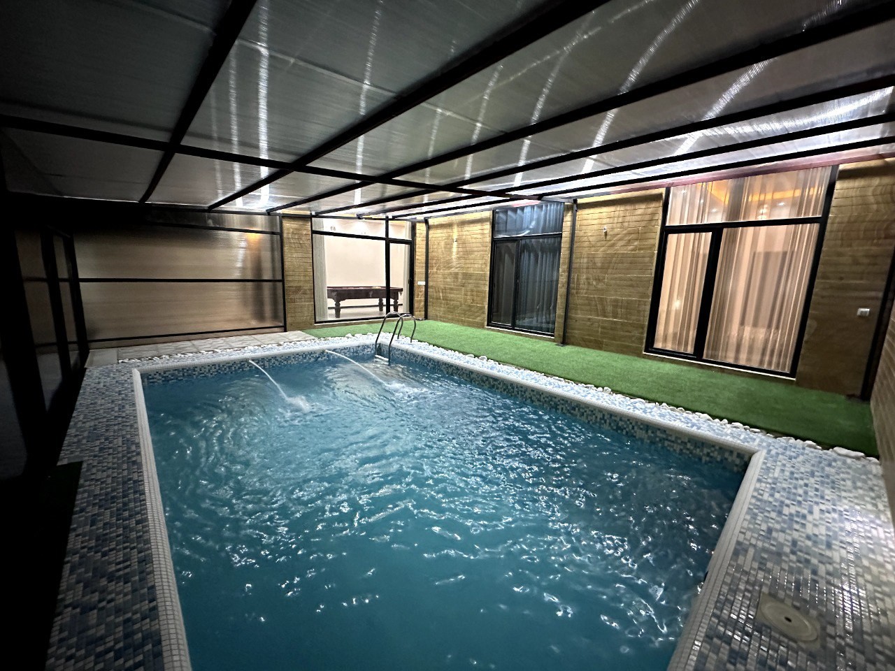 استخر استخر