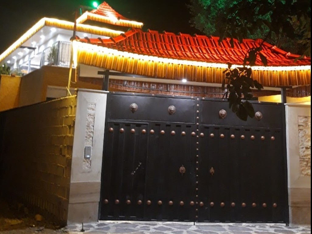 نمای بیرونی ساختمان