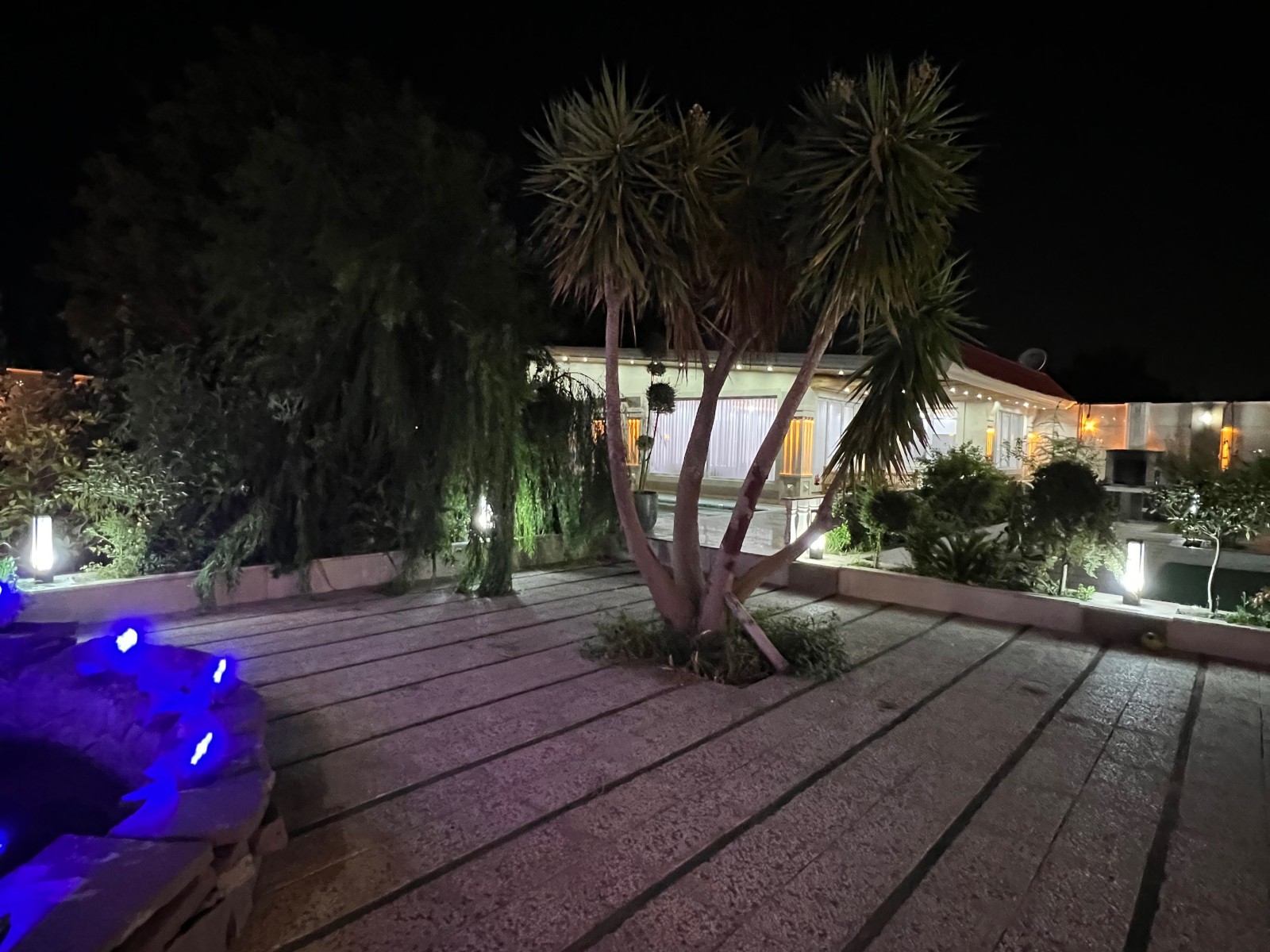 نمای بیرونی ساختمان نمای بیرونی ساختمان