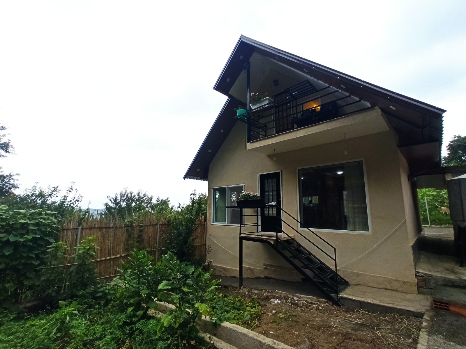 نمای بیرونی ساختمان نمای بیرونی ساختمان