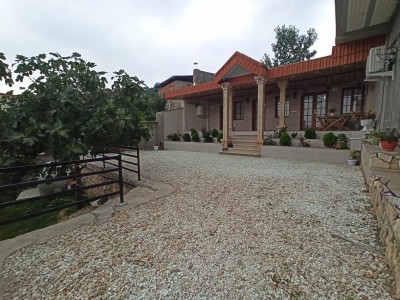 ویلای سنتی سپیدار