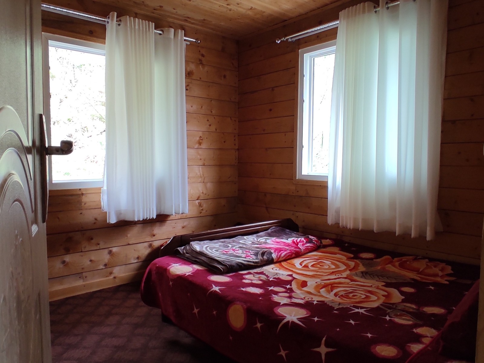 اتاق‌خواب 1