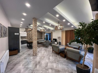 "ویلا دو خوابه دریاچه"