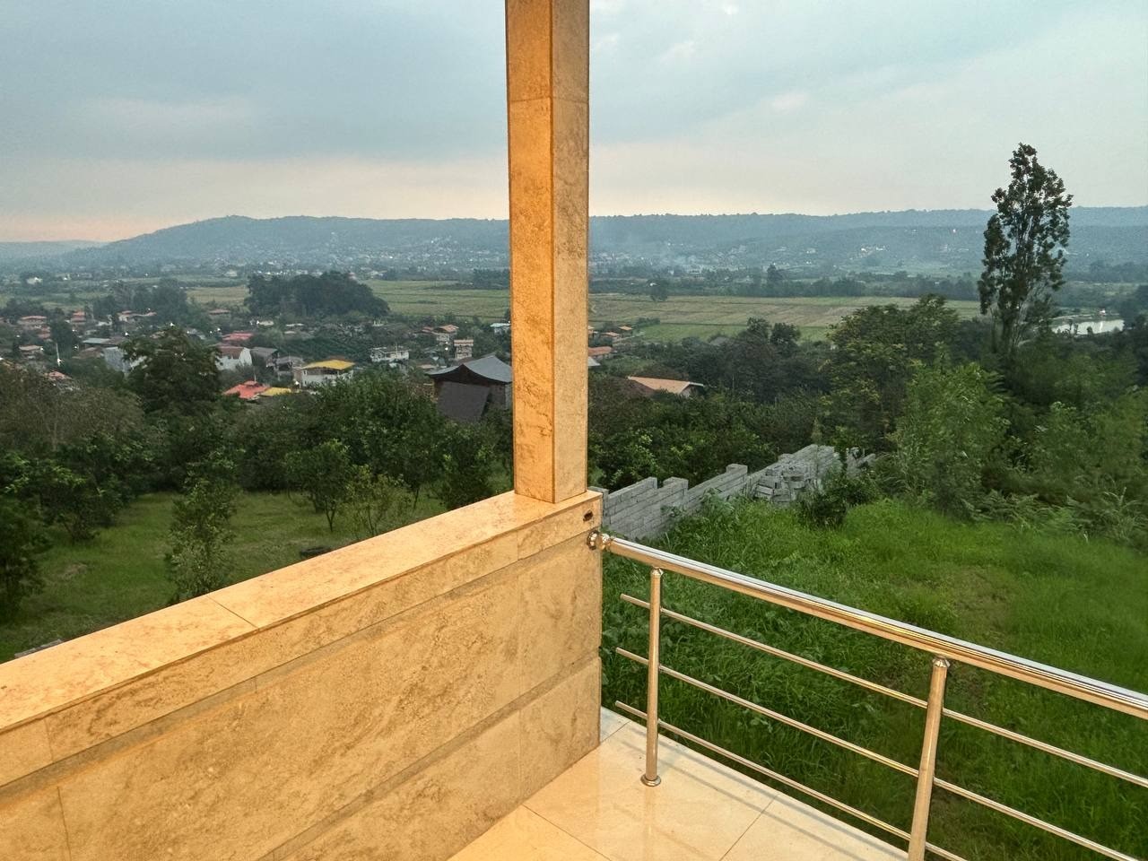 تراس دو تراس دو