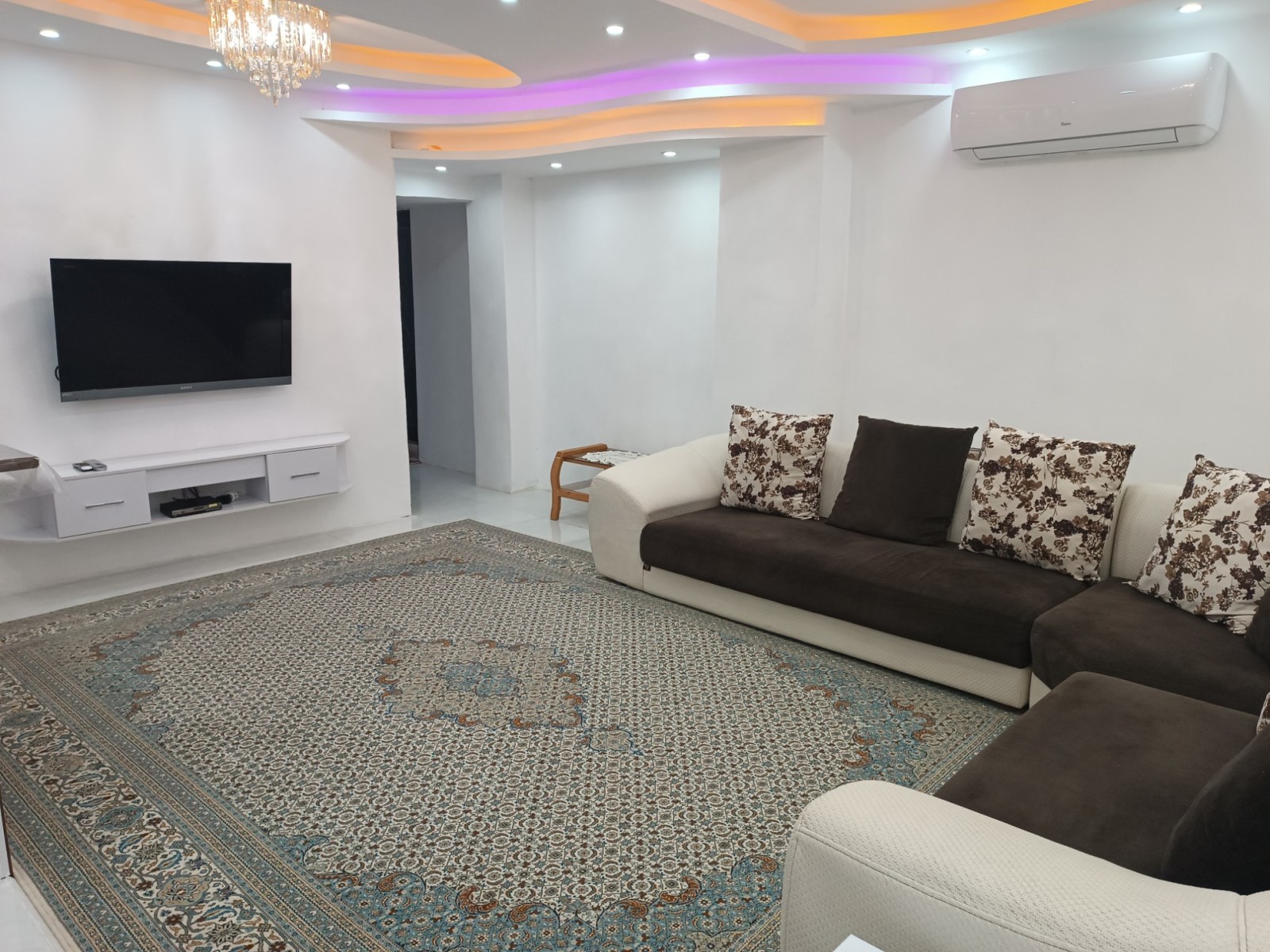 اتاق پذیرایی