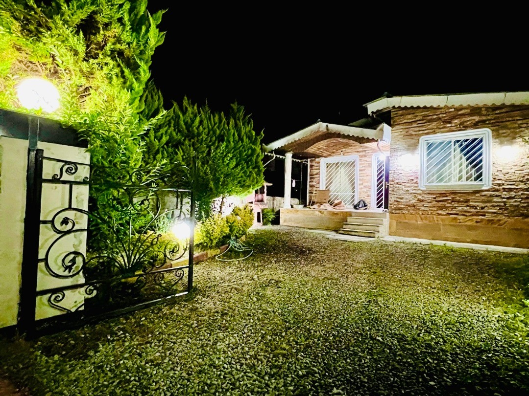 نمای بیرونی ساختمان