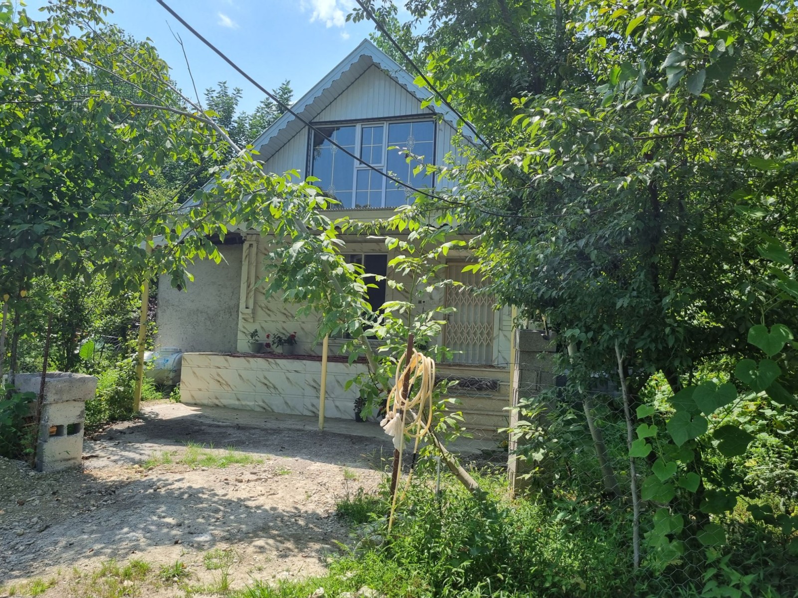 نمای بیرونی ساختمان نمای بیرونی ساختمان