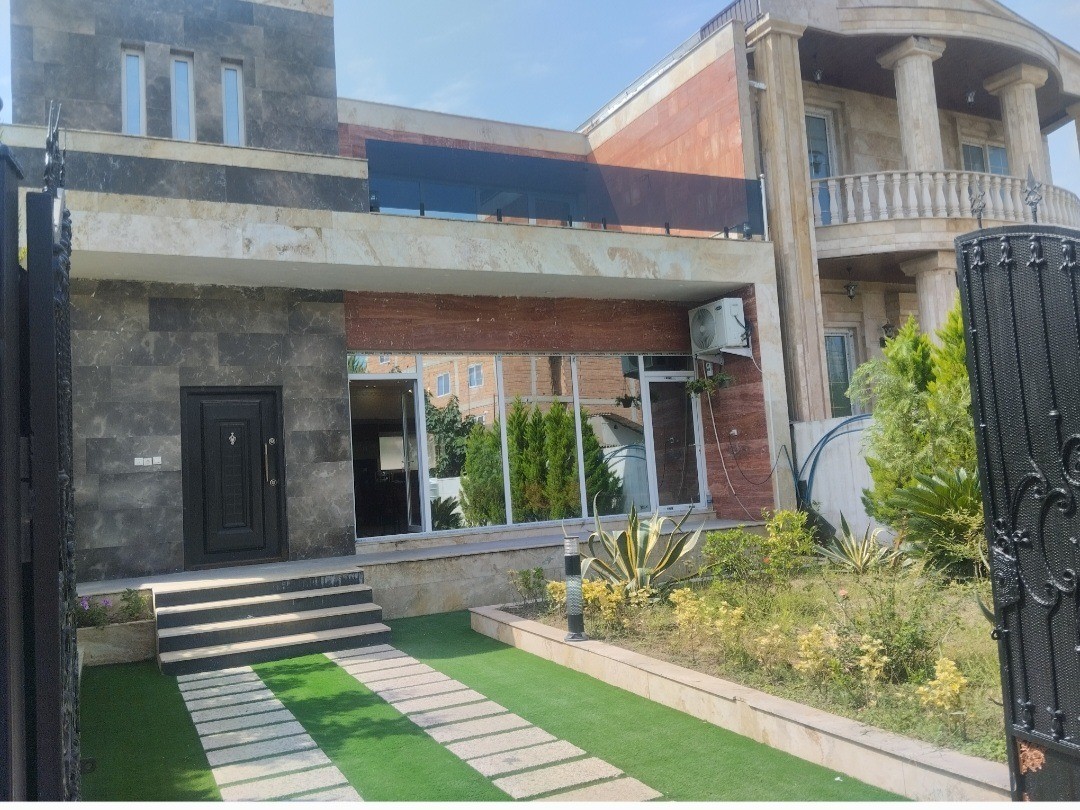 نمای بیرونی ساختمان