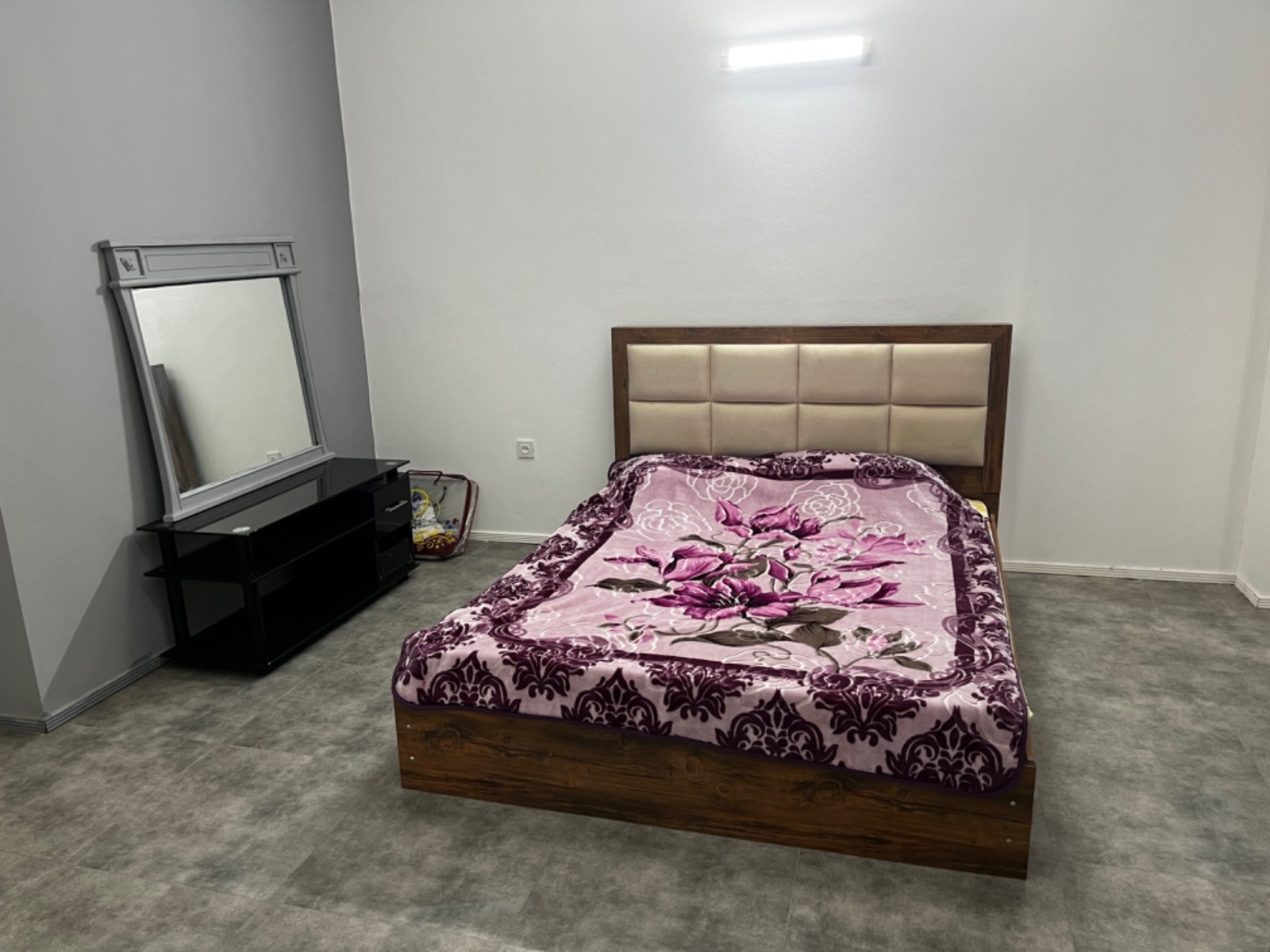 اتاق‌خواب ۱