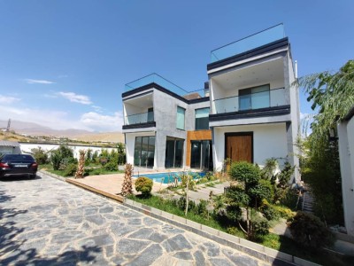 ویلای دوبلکس نزدیک به تهران