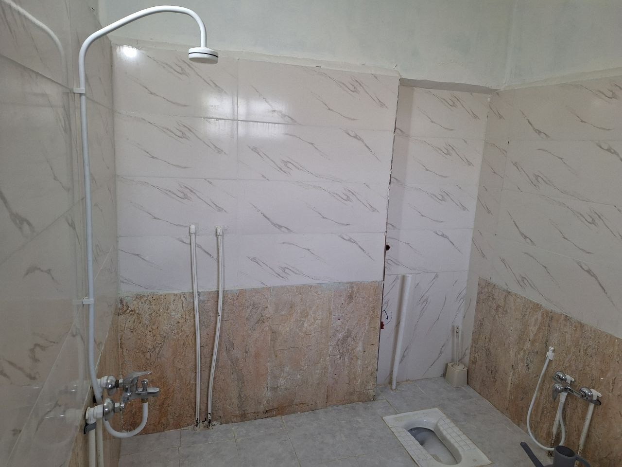 سرویس بهداشتی و حمام سرویس بهداشتی و حمام