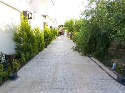 "ویلای دو خوابه استخردار با امکانات سرگرمی"