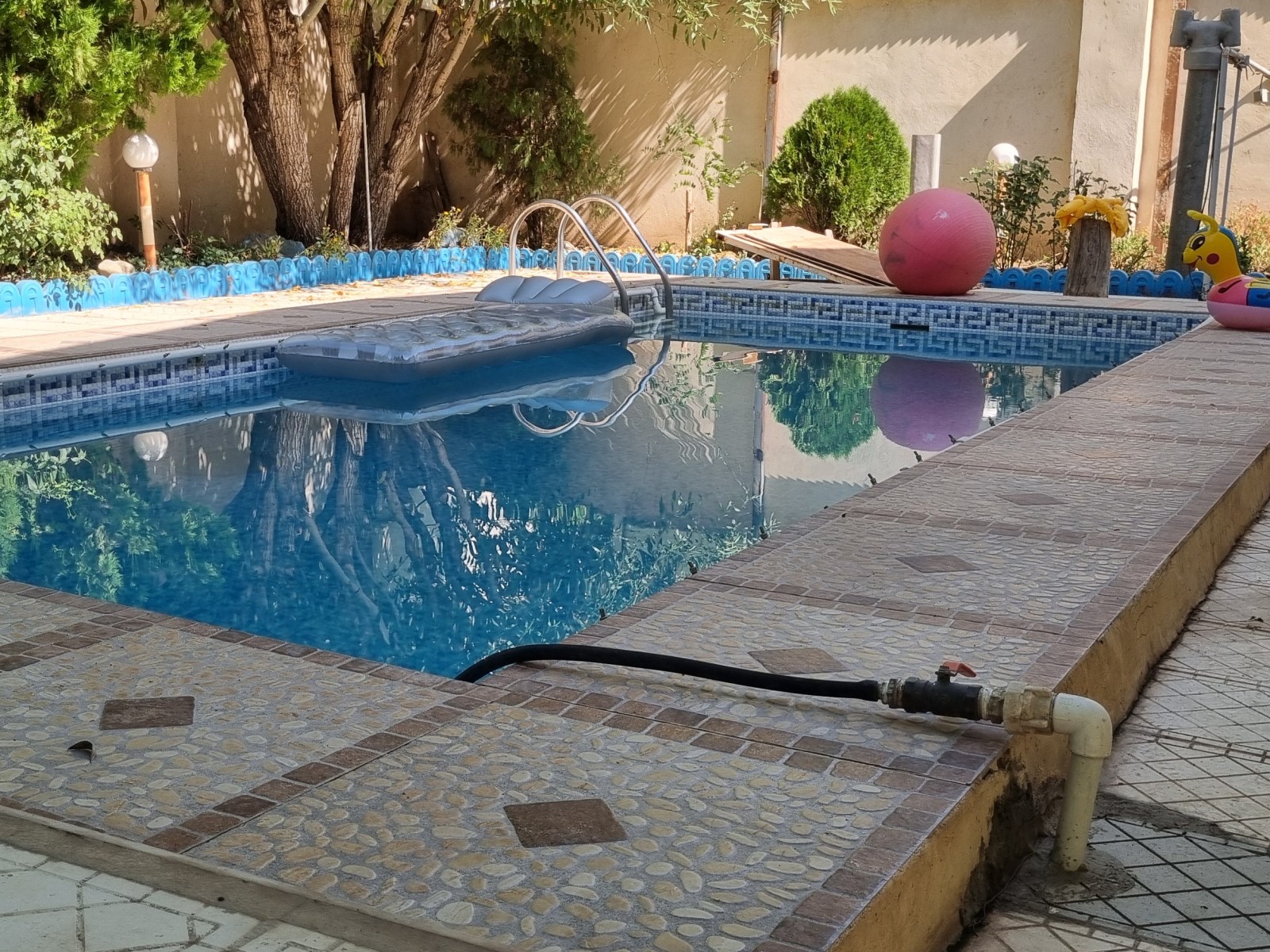 استخر