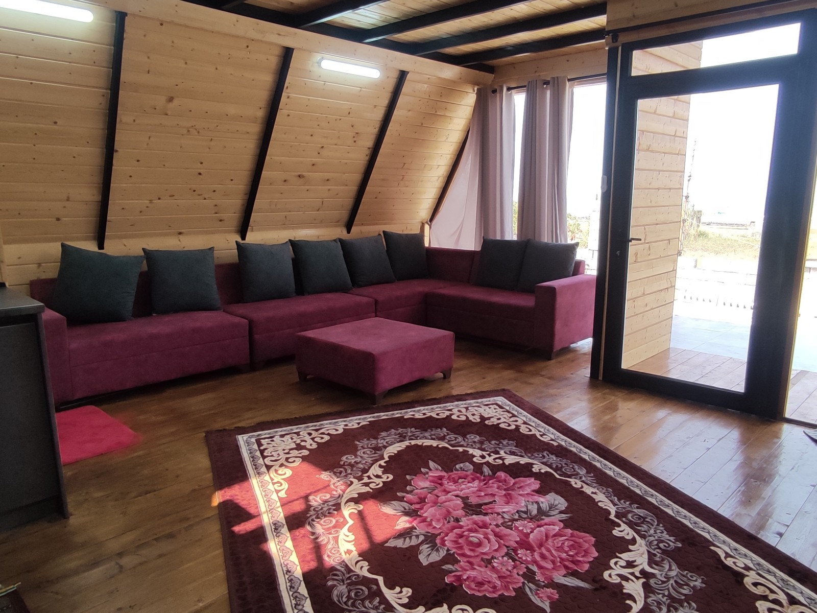 اتاق پذیرایی اتاق پذیرایی