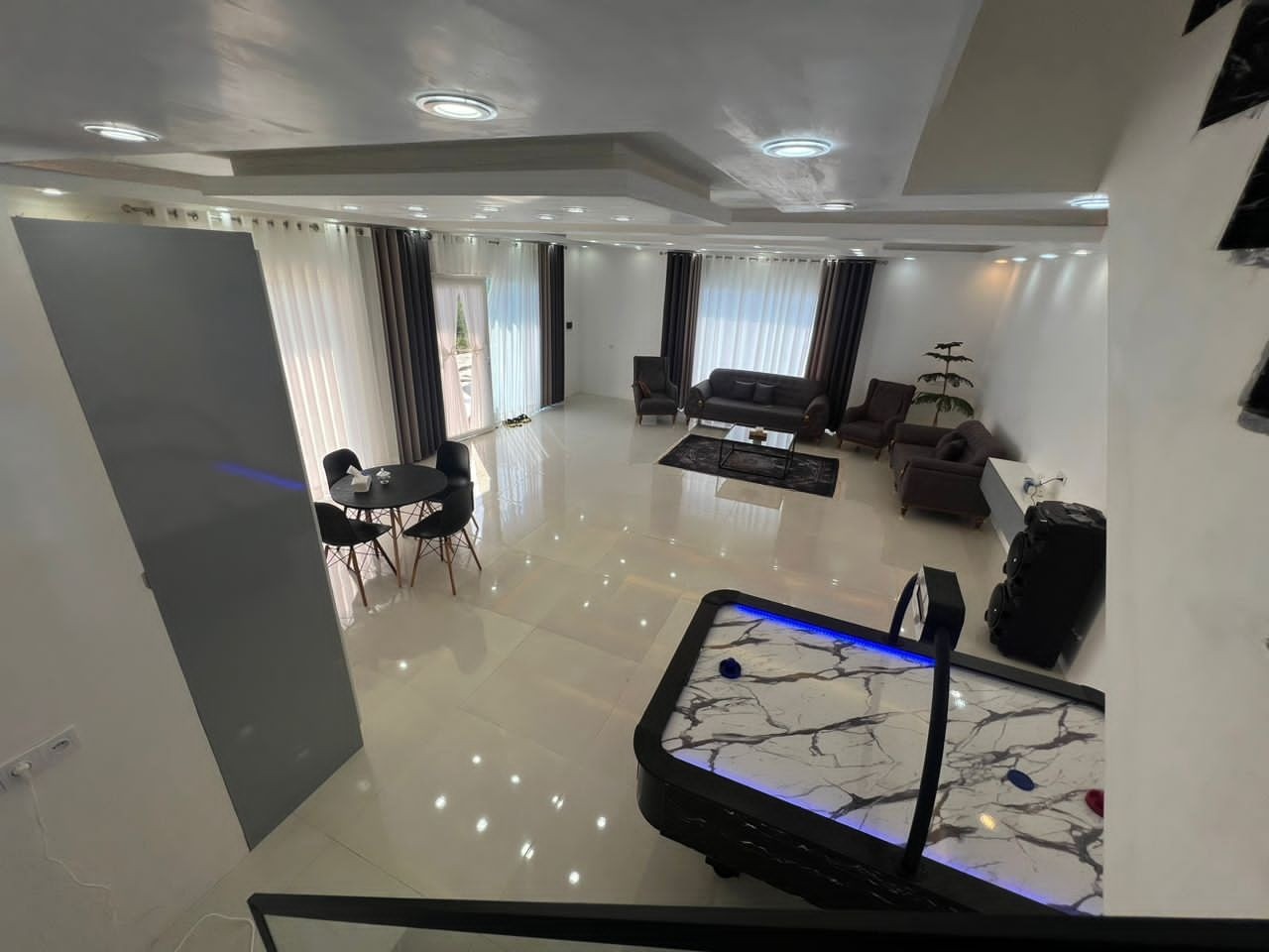 اتاق پذیرایی