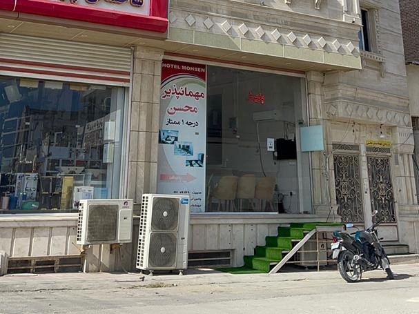 نمای بیرونی ساختمان