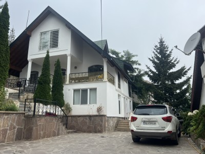 ویلای دوخوابه نزدیک جنگل در کلاردشت