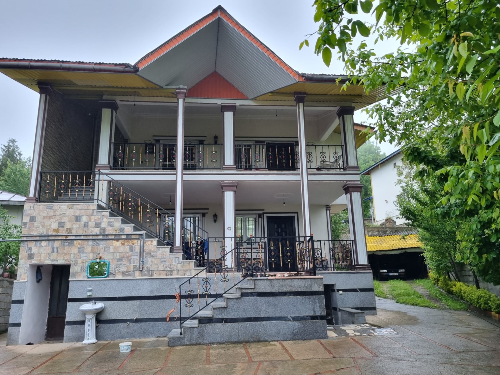 نمای بیرونی ساختمان نمای بیرونی ساختمان