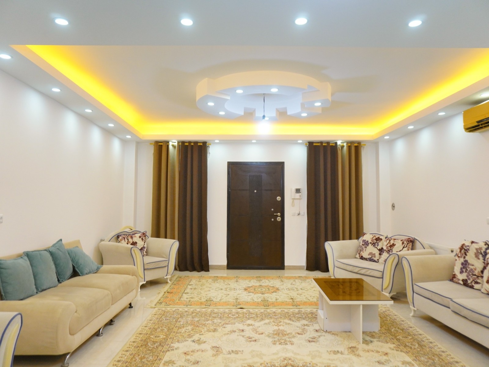 اتاق پذیرایی