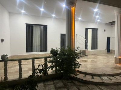ویلای استخردار