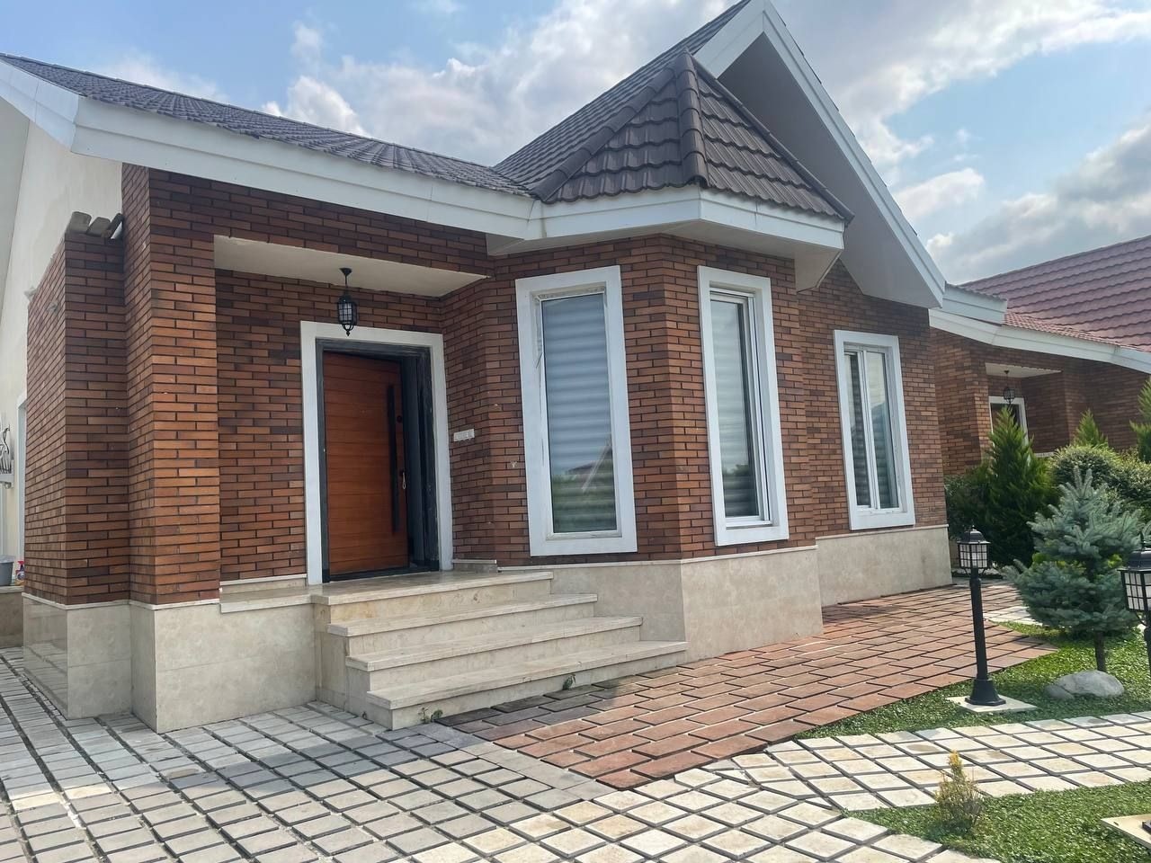 نمای بیرونی ساختمان نمای بیرونی ساختمان