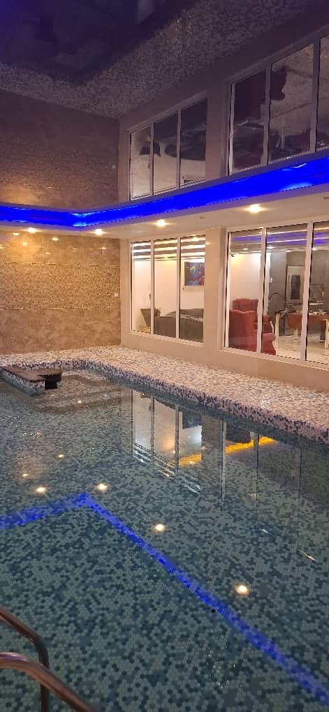 استخر استخر