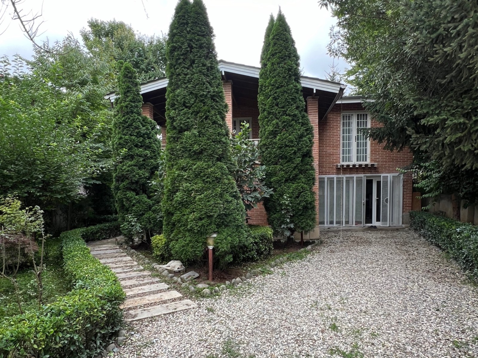 نمای بیرونی ساختمان نمای بیرونی ساختمان