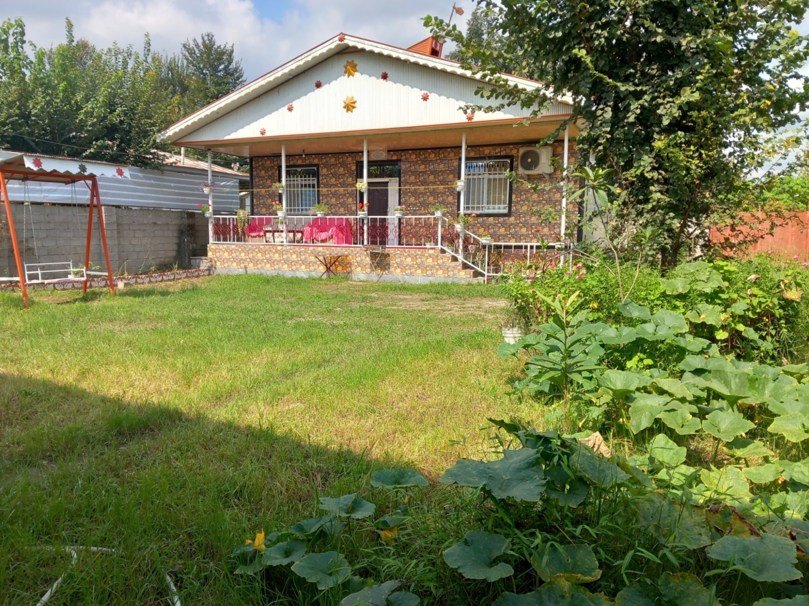 نمای بیرونی ساختمان